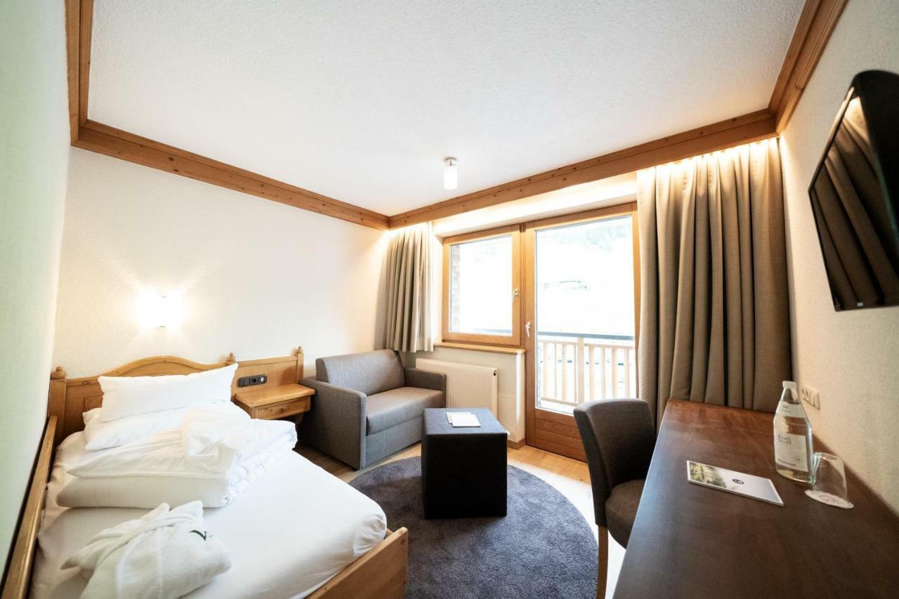 Wellnesshotel Warther Hof Warth  ภายนอก รูปภาพ